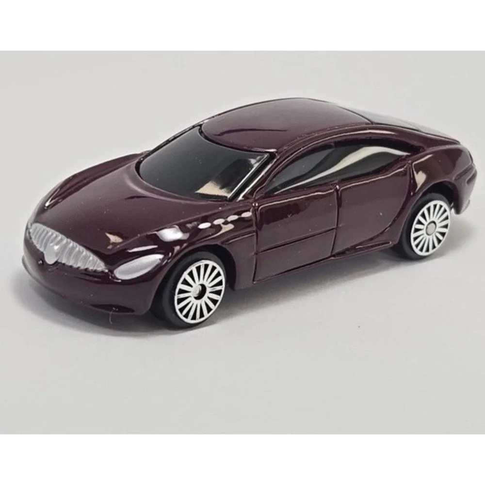 Miasto 2000 Buick LaCrosse Concept Collectible 1/64 Scale Diecast Model New